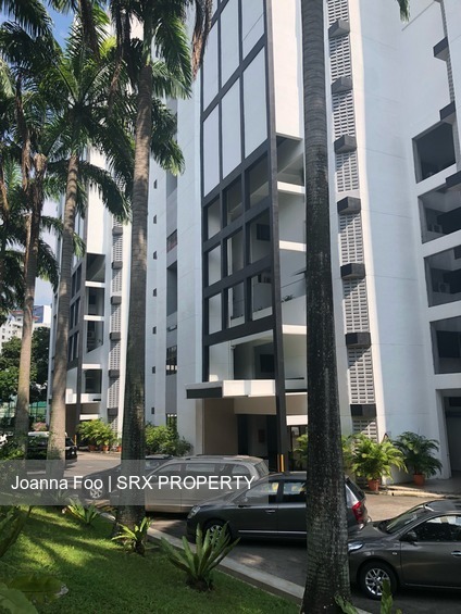 Townhouse Apartments (D9), Apartment #205956011